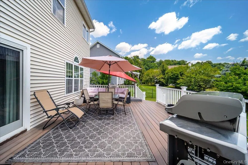 56 Plum Court Drive Poughquag, NY 12570
