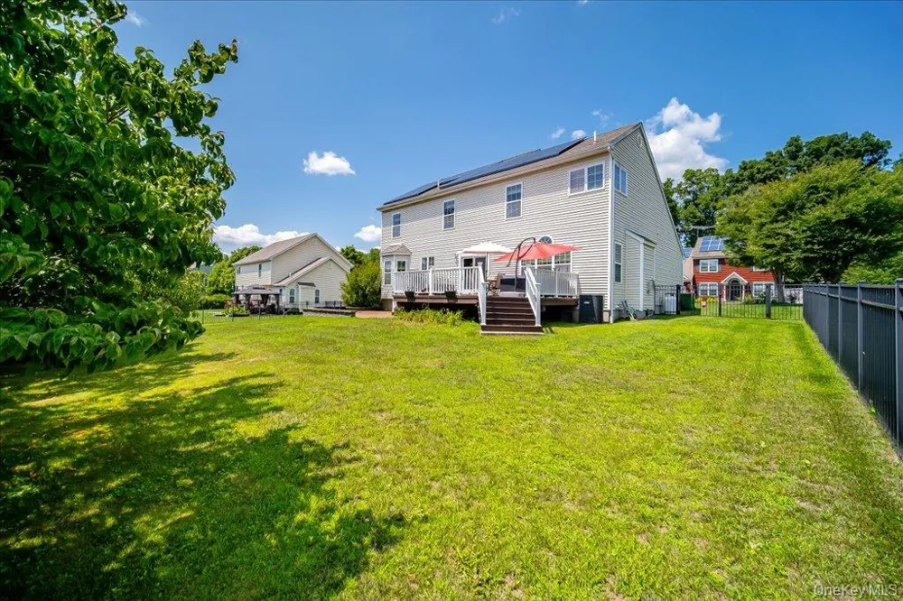 56 Plum Court Drive Poughquag, NY 12570