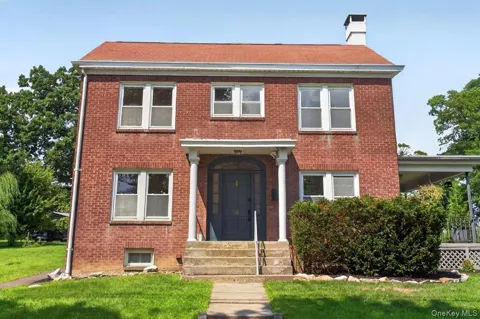 36 W Center Street