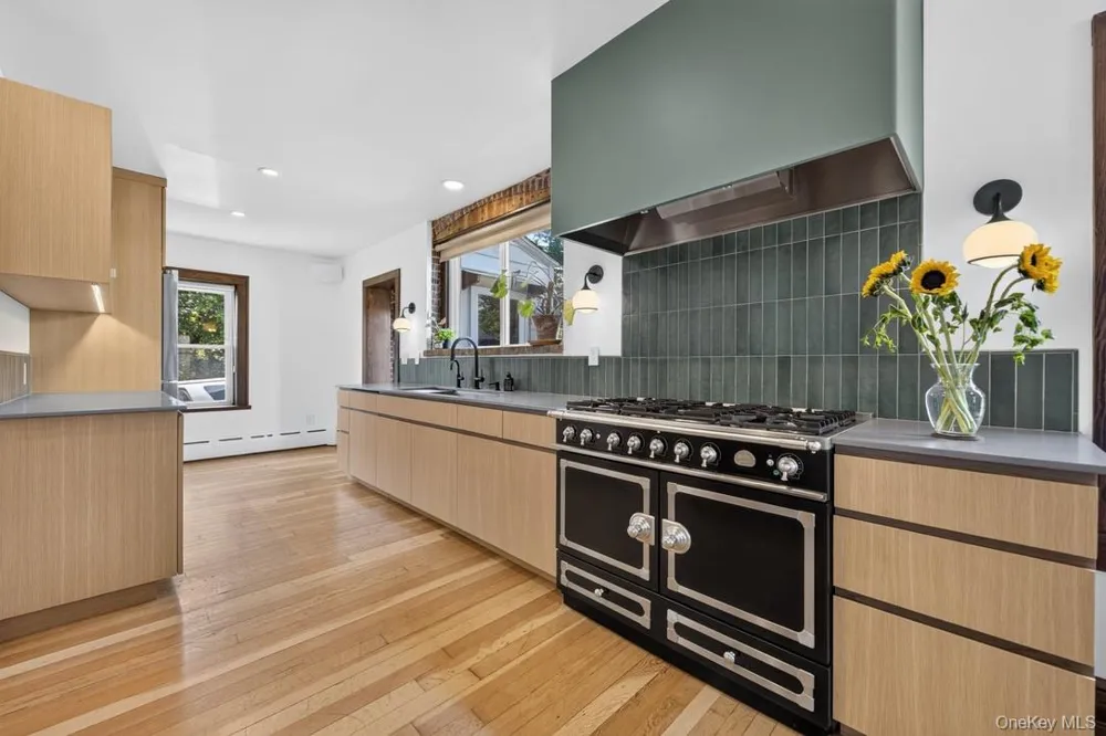 36 W Center Street Beacon, NY 12508