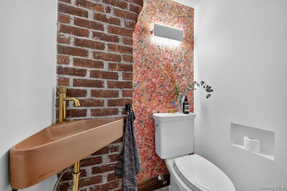 36 W Center Street Beacon, NY 12508
