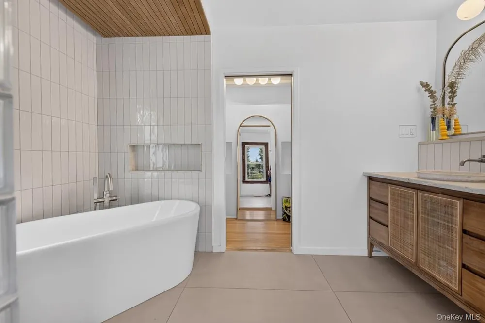 36 W Center Street Beacon, NY 12508