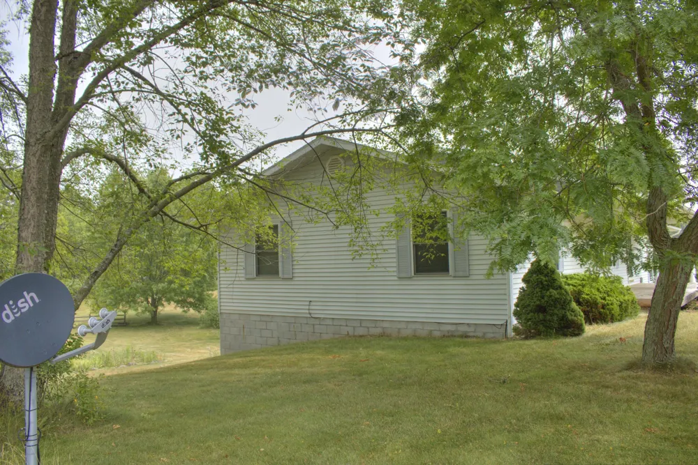 8015 E Sanders Road Vestaburg, MI 48891