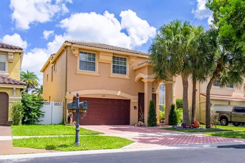 1534 Running Oak Lane