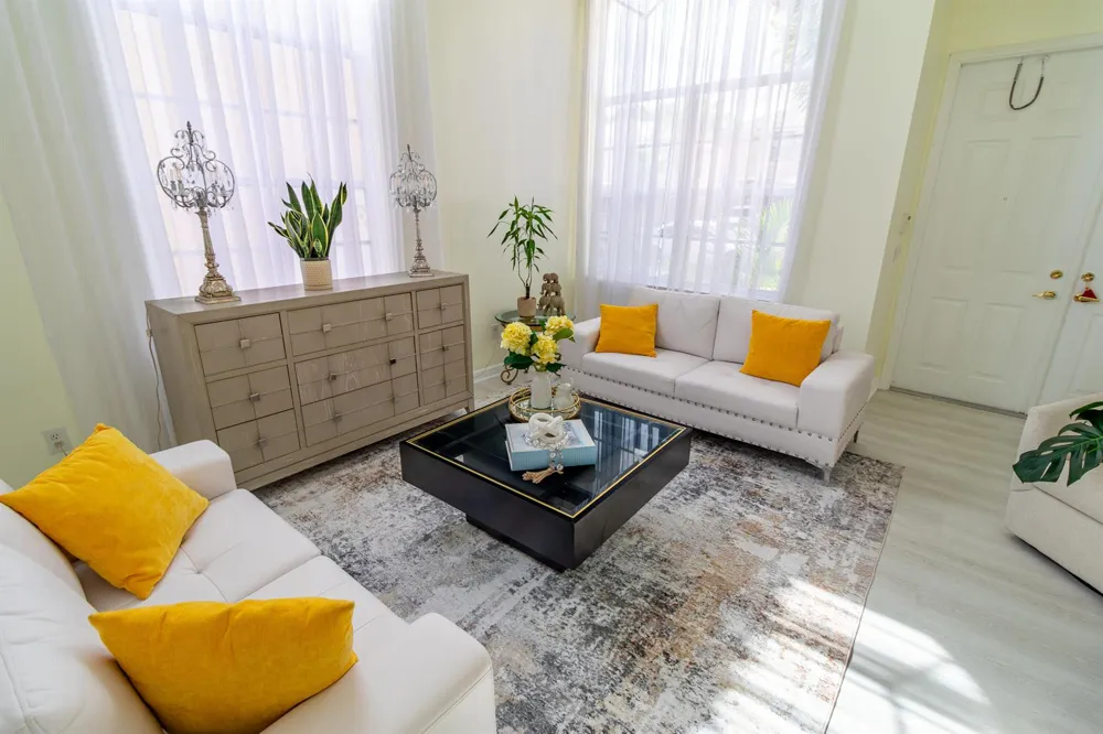 1534 Running Oak Lane Royal Palm Beach, FL 33411