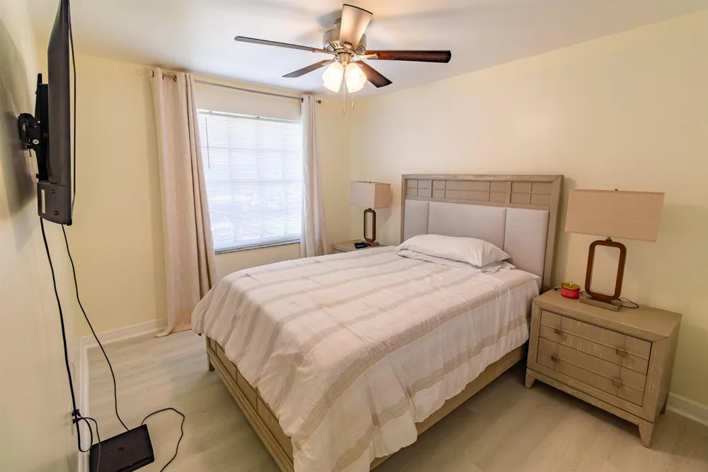 1534 Running Oak Lane Royal Palm Beach, FL 33411