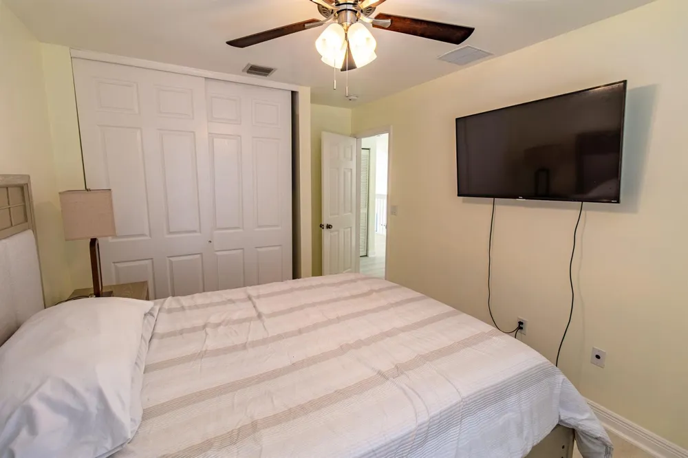 1534 Running Oak Lane Royal Palm Beach, FL 33411