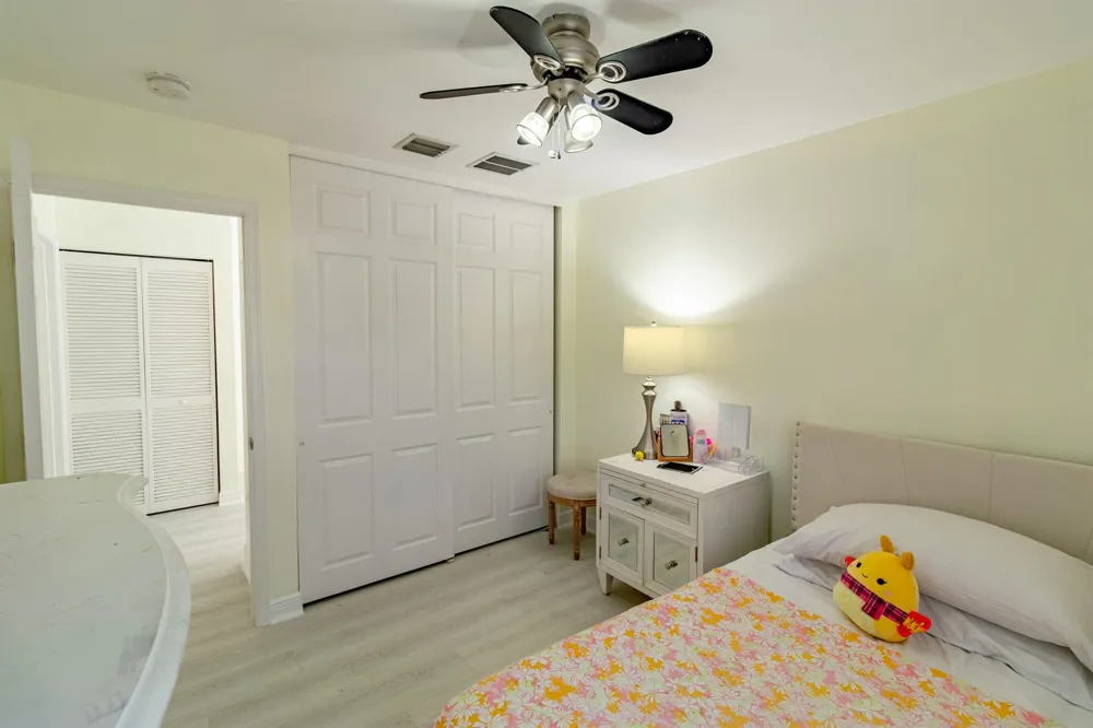 1534 Running Oak Lane Royal Palm Beach, FL 33411