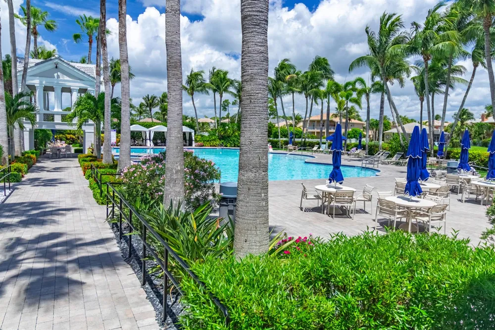 1534 Running Oak Lane Royal Palm Beach, FL 33411