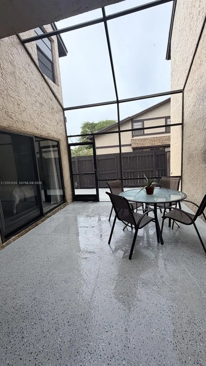 2041 Bayberry Dr Pembroke Pines, FL 33024