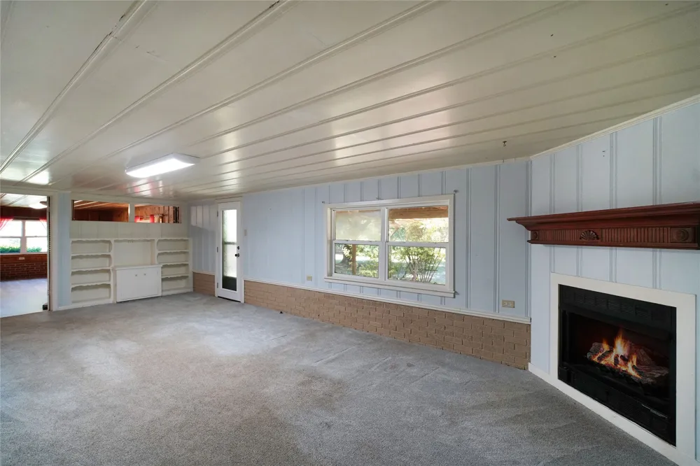 401 S Mill Street Winnsboro, TX 75494