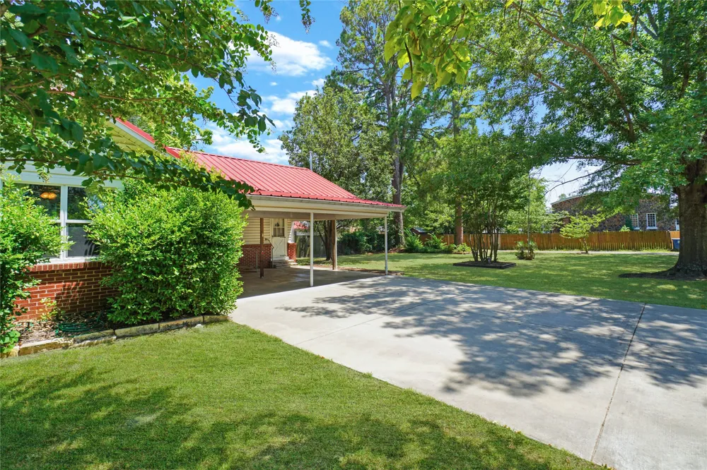 401 S Mill Street Winnsboro, TX 75494