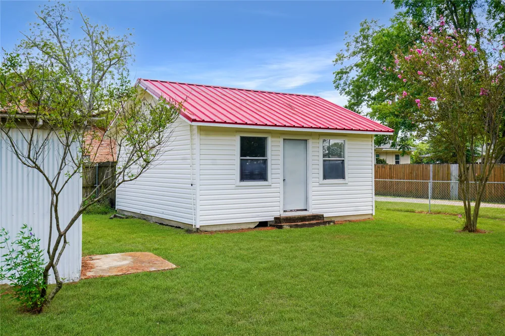 401 S Mill Street Winnsboro, TX 75494