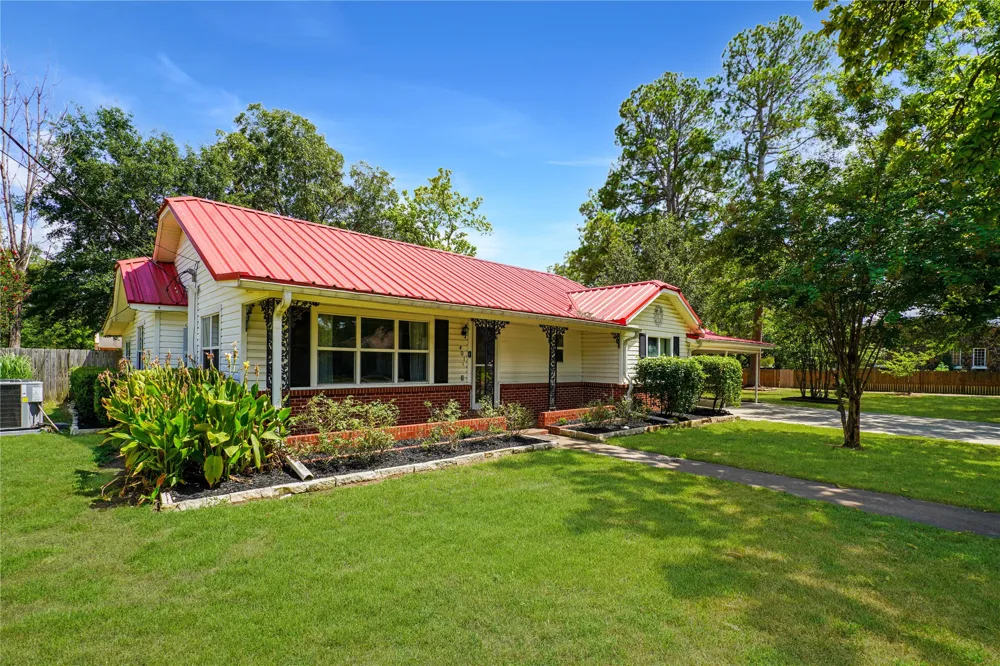 401 S Mill Street Winnsboro, TX 75494