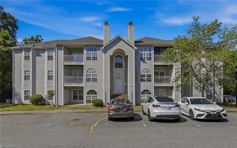 514 Rivertree Lane