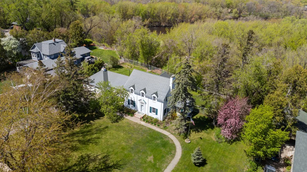 415 Bluff Avenue Brainerd, MN 56401