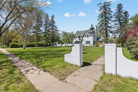 415 Bluff Avenue