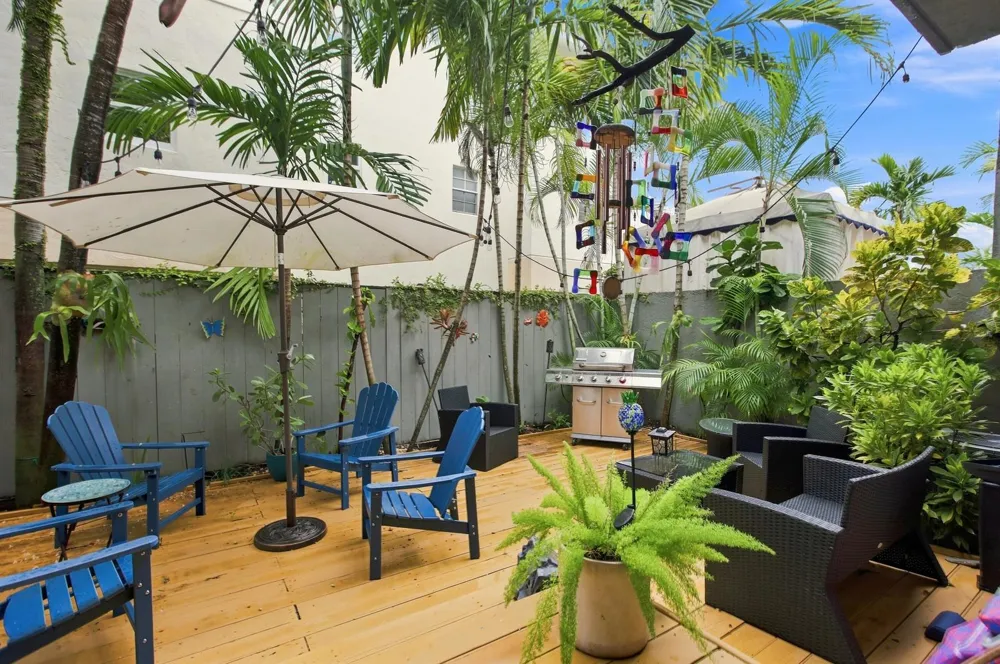 980 NW N River Drive #30 Miami, FL 33136
