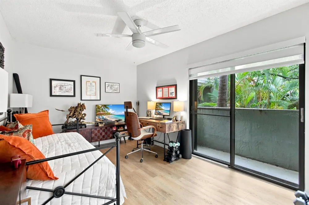 980 NW N River Drive #30 Miami, FL 33136