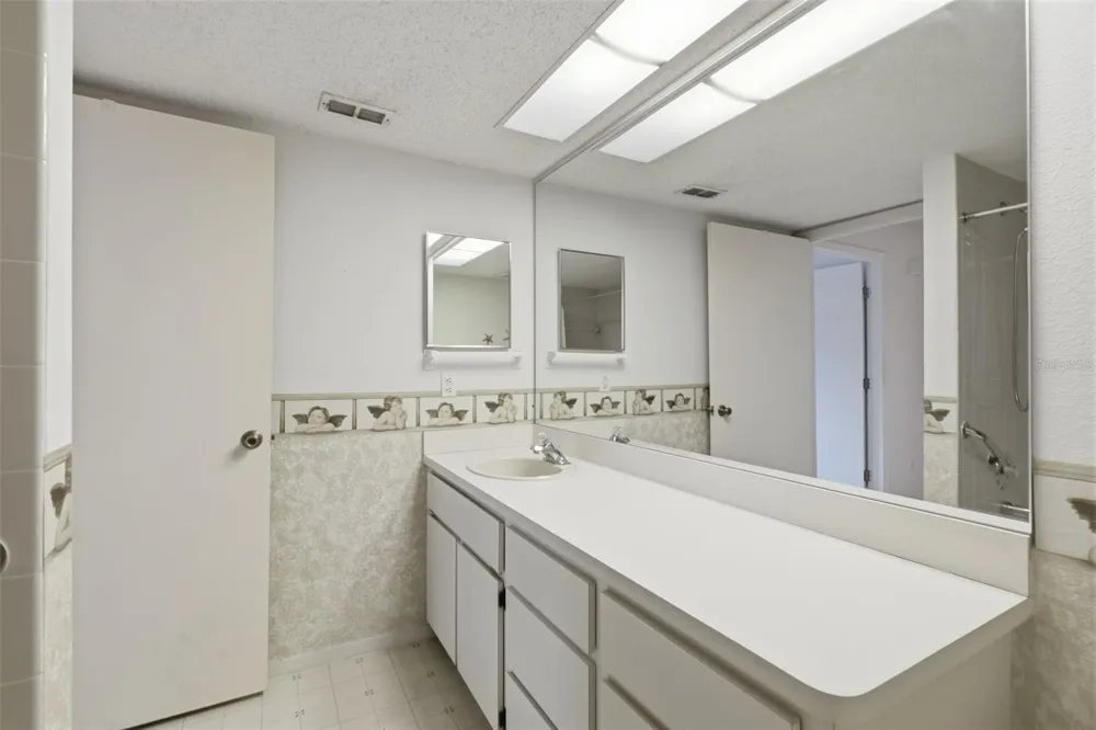 3960 SAILMAKER LANE Holiday, FL 34691
