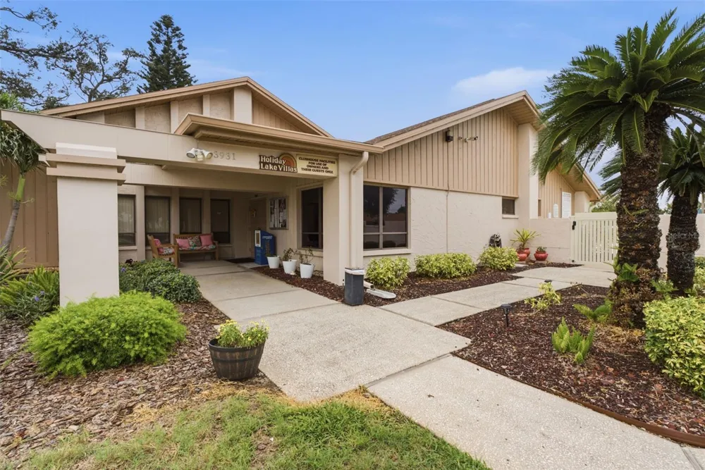 3960 SAILMAKER LANE Holiday, FL 34691