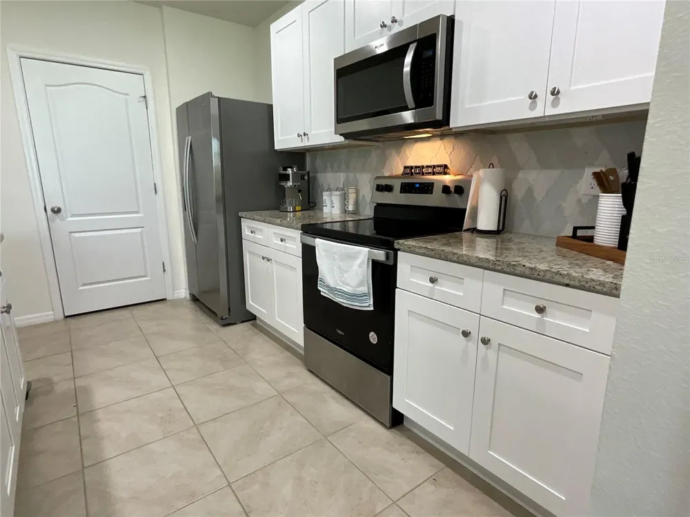 33525 ALWAYS DREAMING COURT Sorrento, FL 32776
