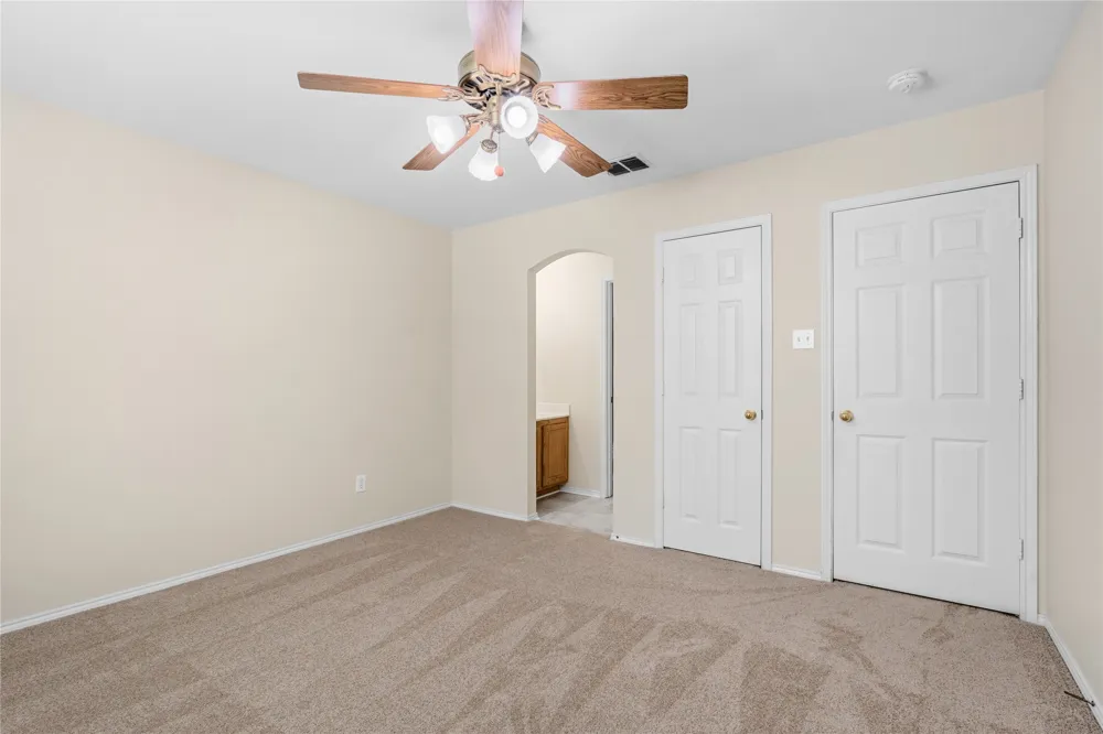 725 Big Horn Trail Crowley, TX 76036