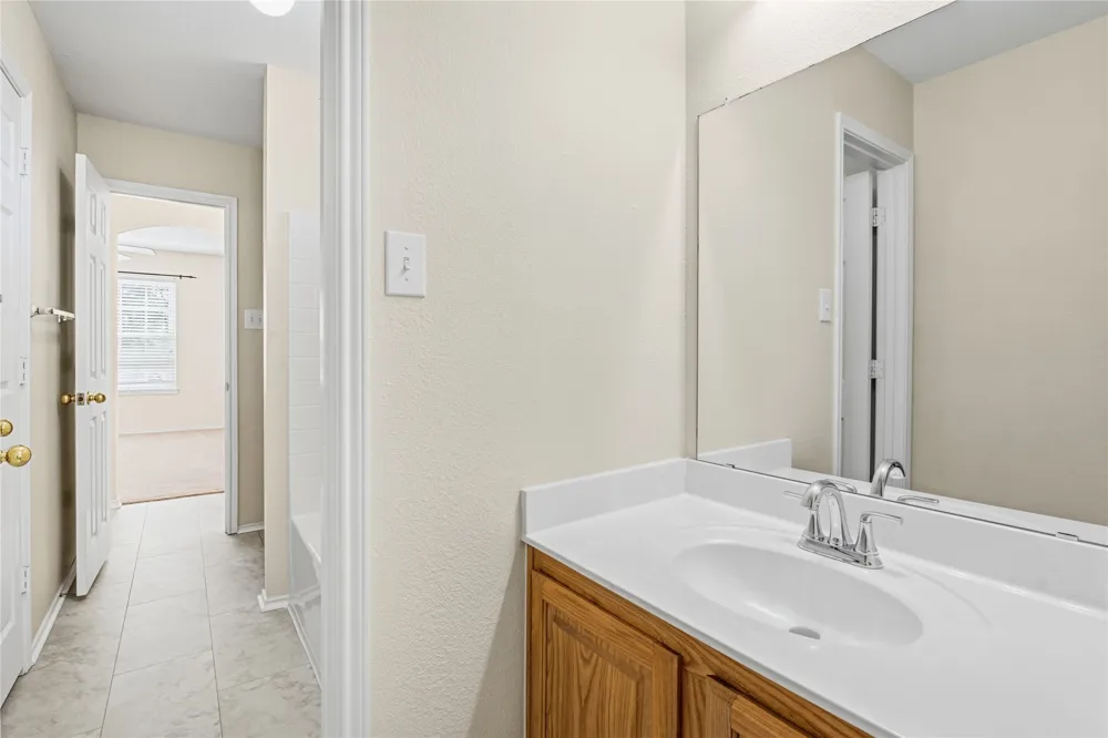 725 Big Horn Trail Crowley, TX 76036