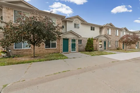 30184 Wedgewood Circle