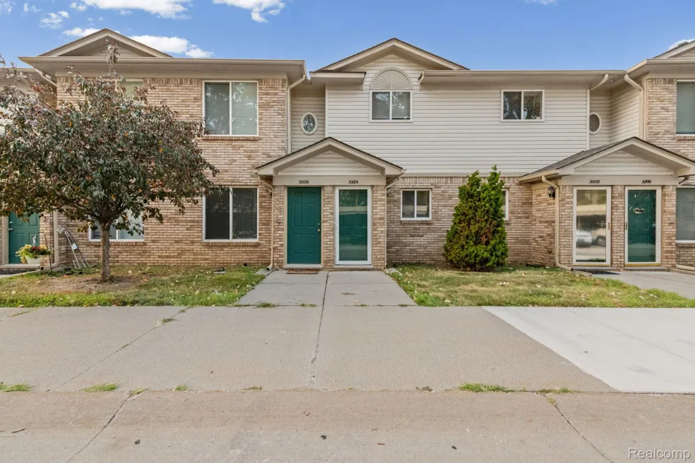 30184 Wedgewood Circle Roseville City, MI 48066