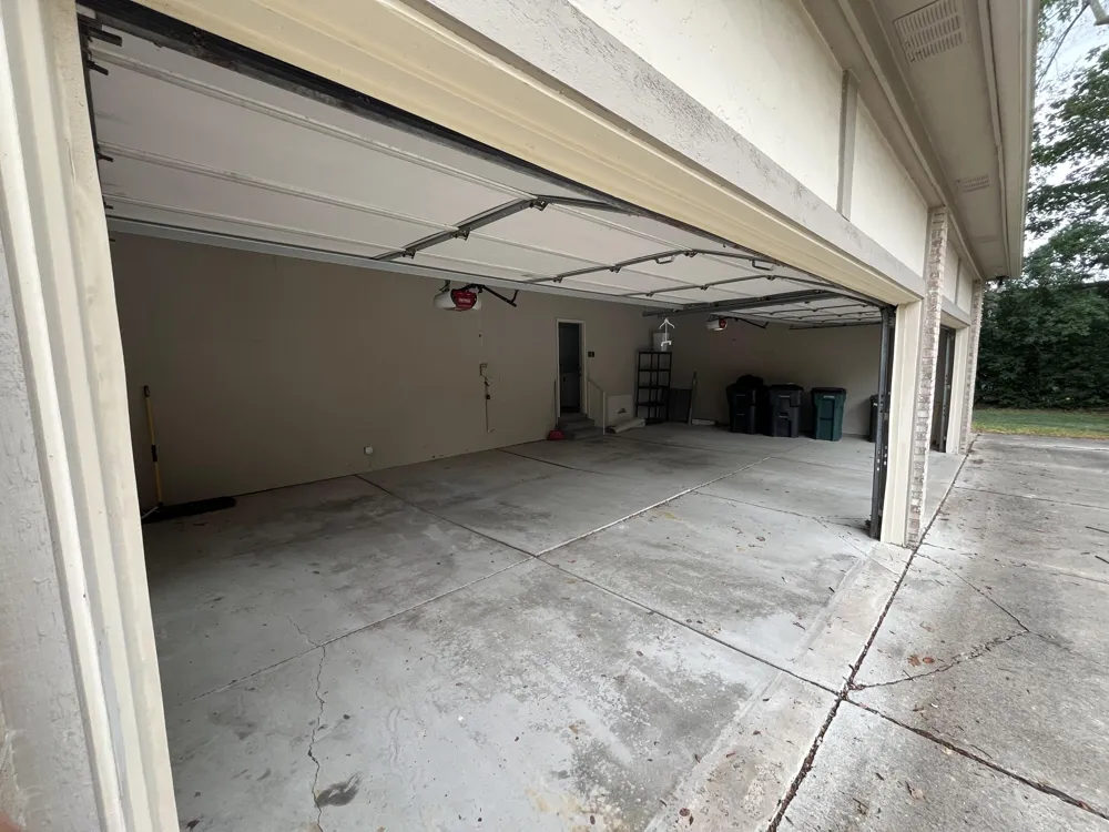 1431 Provincial Drive Troy City, MI 48084
