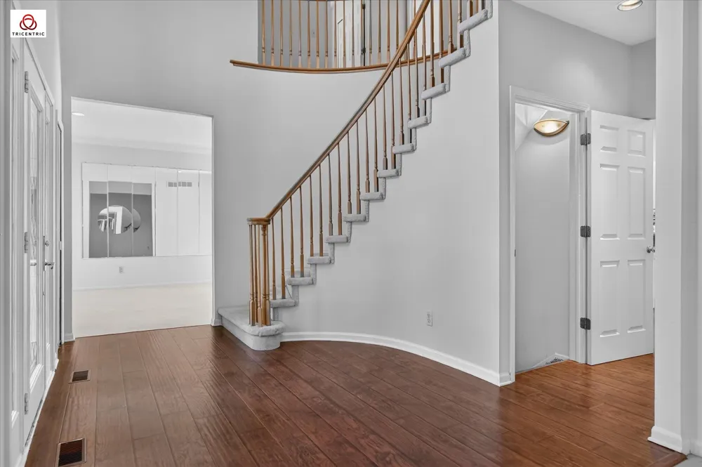 1431 Provincial Drive Troy City, MI 48084