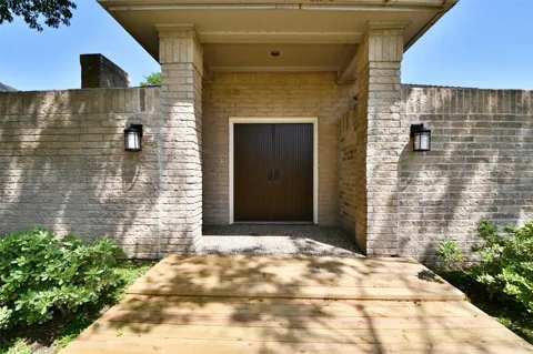 7718 Moondance Lane