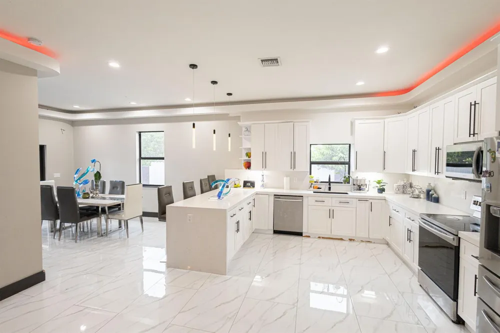 725 Mercury Street Street West Palm Beach, FL 33406