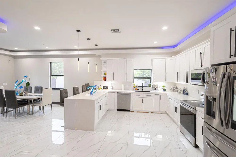 725 Mercury Street Street West Palm Beach, FL 33406