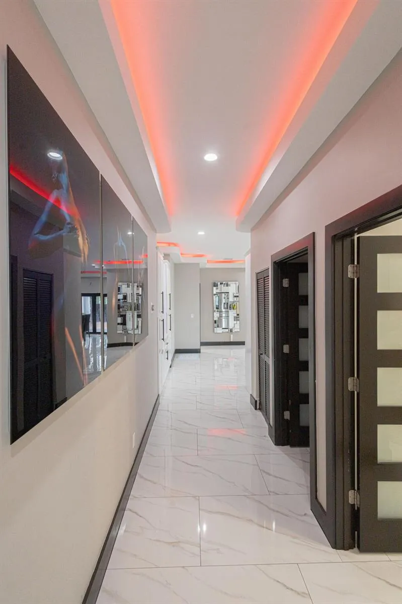 725 Mercury Street Street West Palm Beach, FL 33406