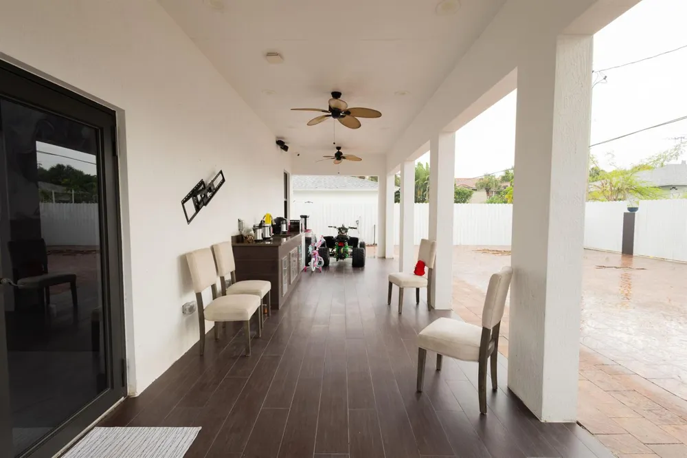 725 Mercury Street Street West Palm Beach, FL 33406