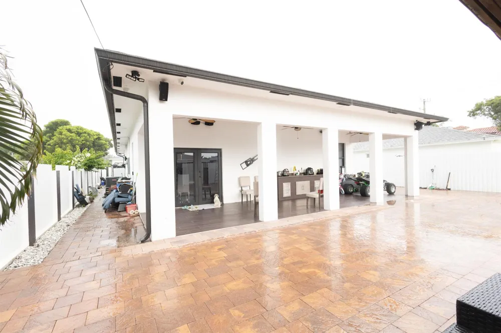 725 Mercury Street Street West Palm Beach, FL 33406
