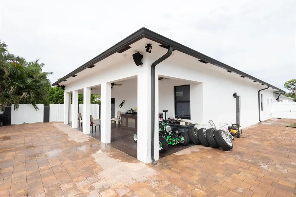 725 Mercury Street Street West Palm Beach, FL 33406