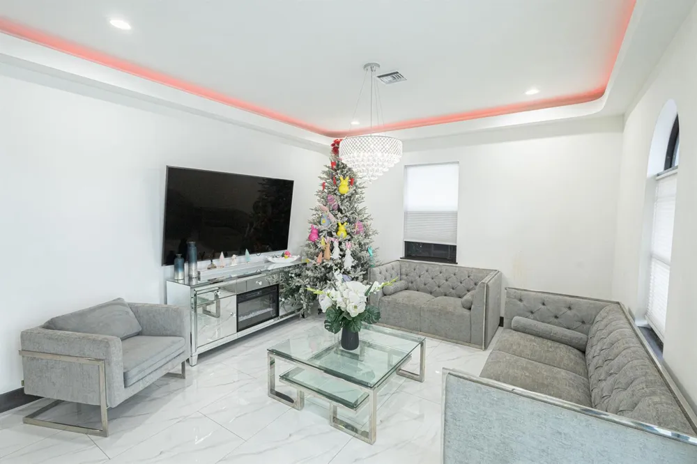725 Mercury Street Street West Palm Beach, FL 33406