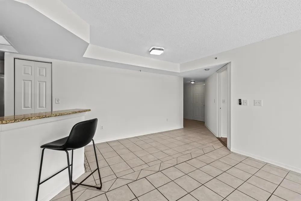 300 Crestwood Court #302 Royal Palm Beach, FL 33411