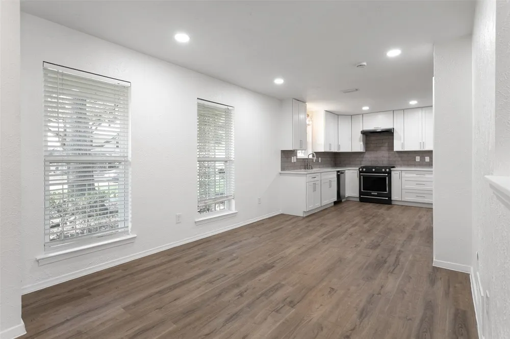 406 Pleasant Valley Lane Richardson, TX 75080