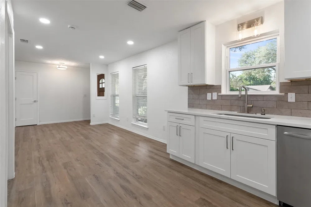 406 Pleasant Valley Lane Richardson, TX 75080