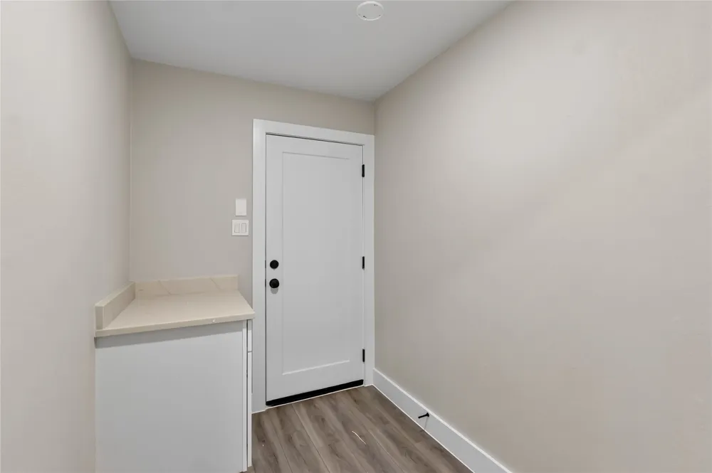 209 W 9th Street Kemp, TX 75143