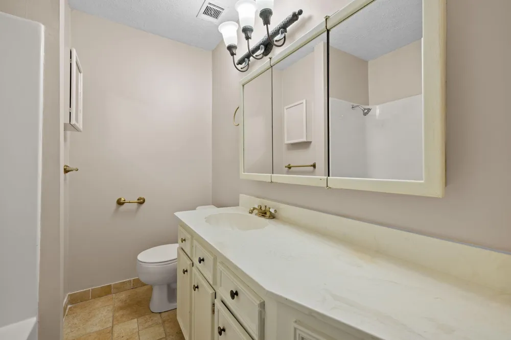 624 Morrison Drive Livingston, TX 77351