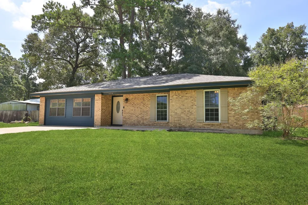 624 Morrison Drive Livingston, TX 77351