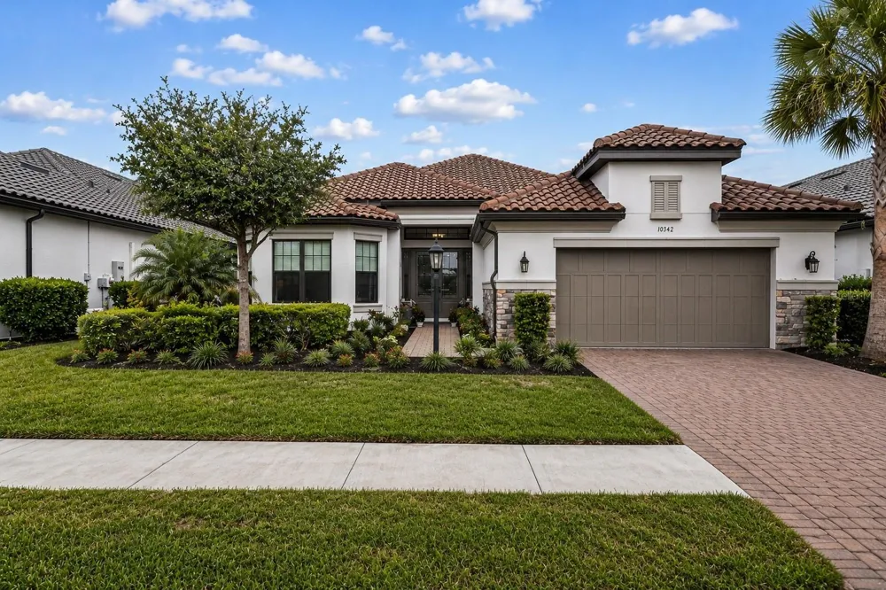10342 MORNING MIST LANE Sarasota, FL 34241