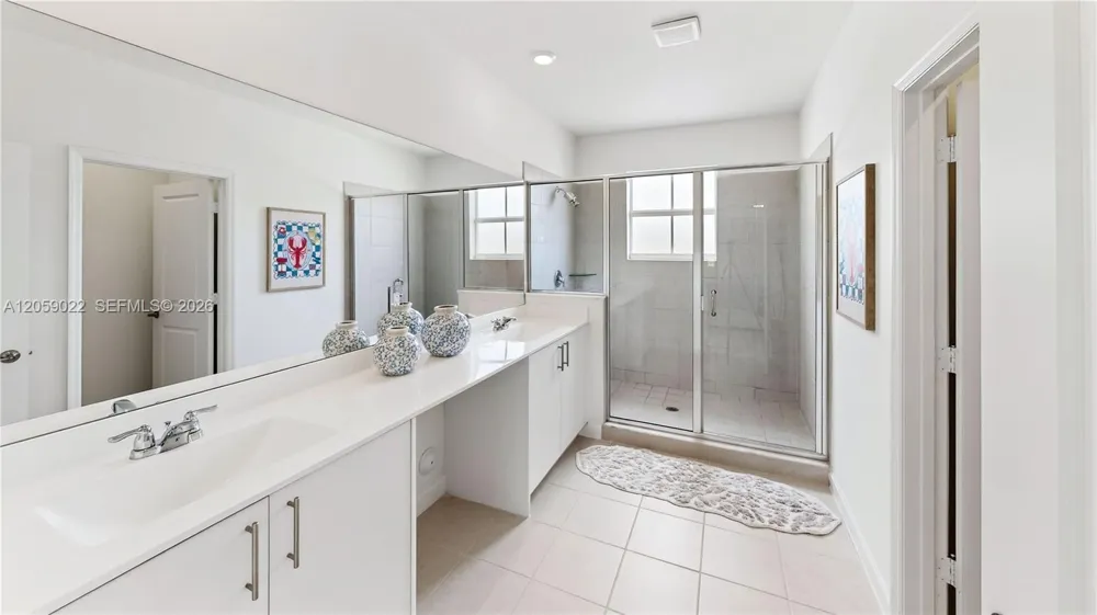2208 SE 30th St Homestead, FL 33035