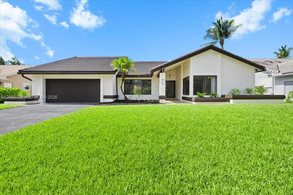 9272 NW 18th St Plantation, FL 33322