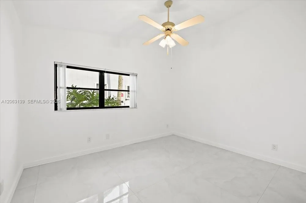 9272 NW 18th St Plantation, FL 33322